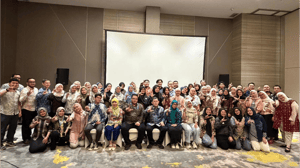 Sampul berita Tingkatkan Kualitas Pelayanan Pasien, Klinik Lisna Syifa Prima Gelar Pelatihan "Service Excellence" bersama Kalbe Farma